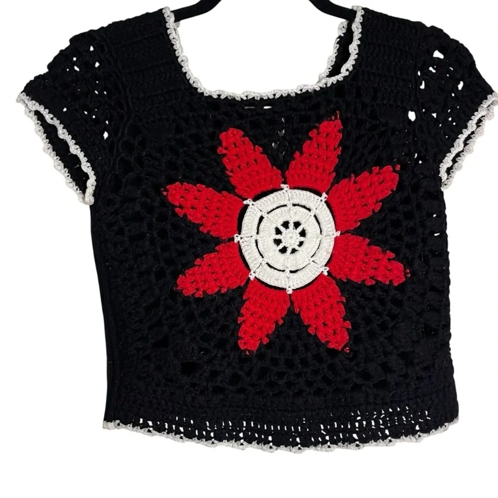 Vintage 70s-Style Crochet Flower Top Cropped – ARDEE – Size S - Picture 7 of 8